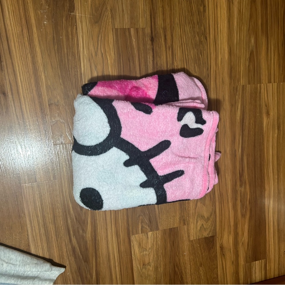 Hello kitty - Picture 2 of 2